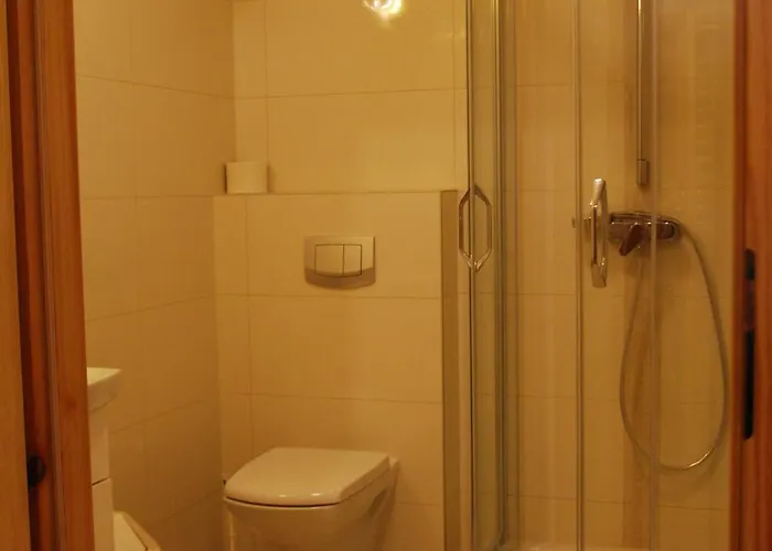 Halina Bed and Breakfast 3*